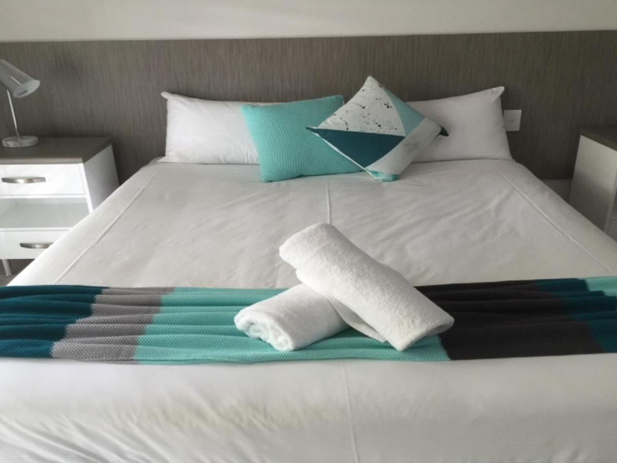The Resort At Dolphin Heads Mackay Bagian luar foto