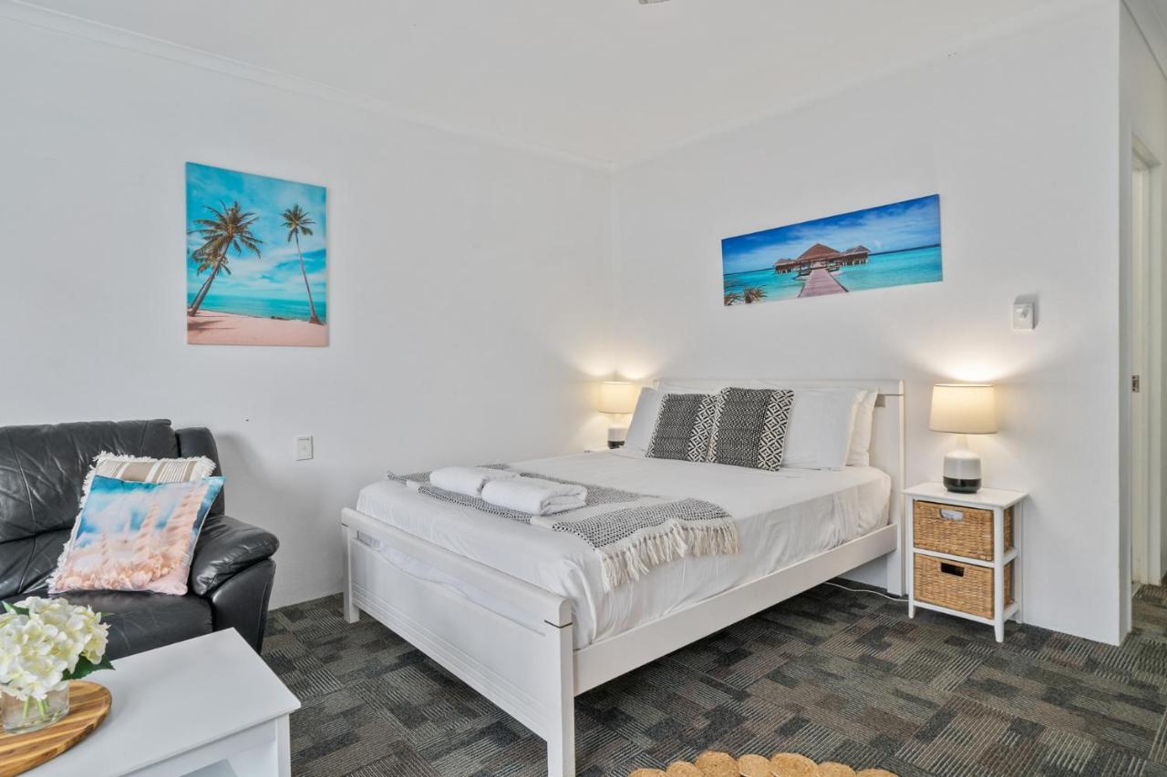 The Resort At Dolphin Heads Mackay Bagian luar foto