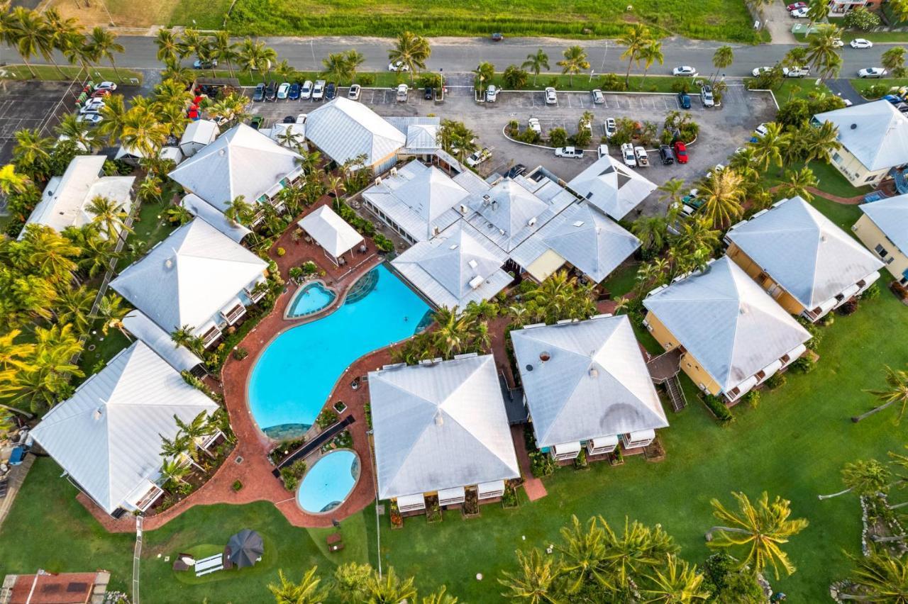 The Resort At Dolphin Heads Mackay Bagian luar foto