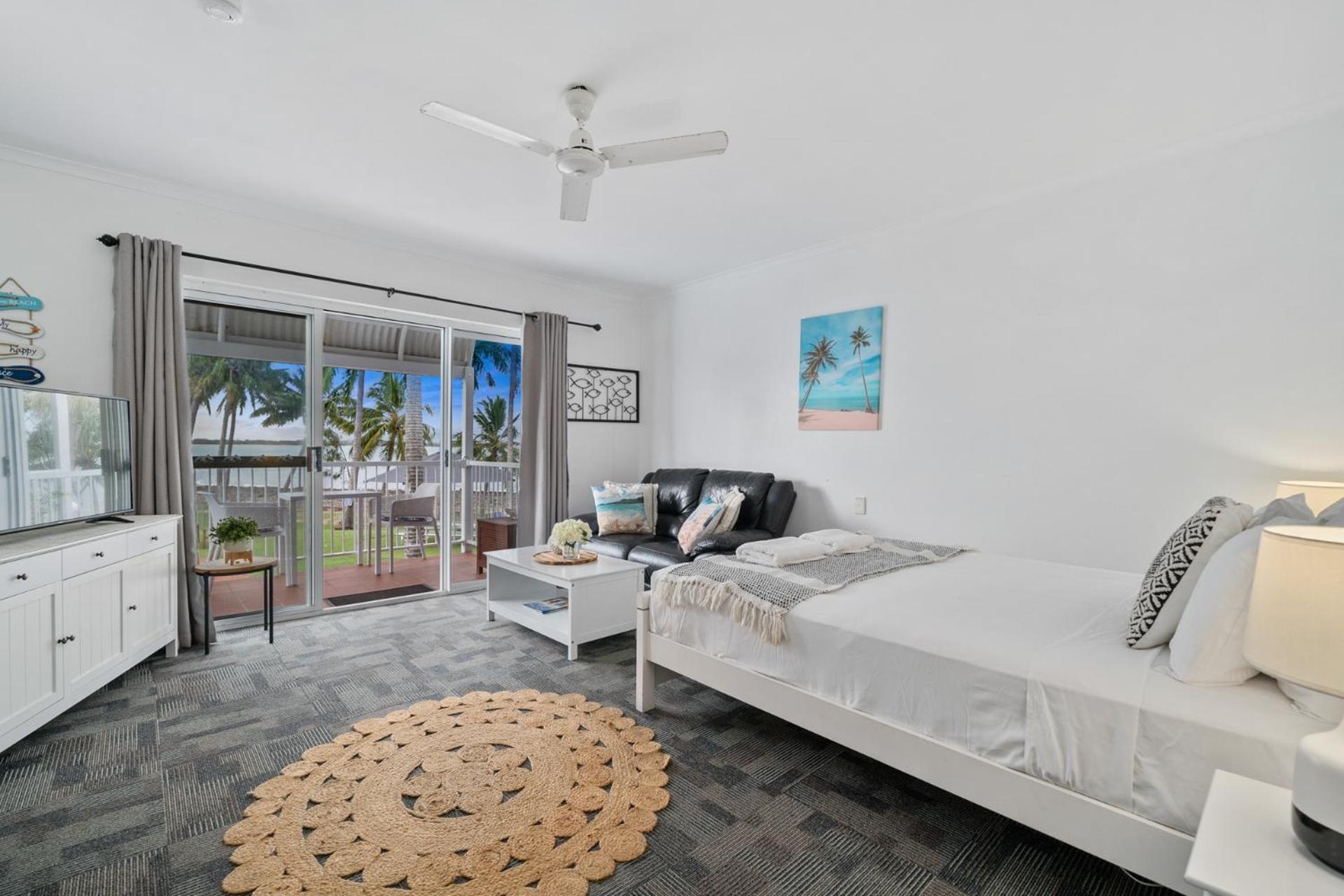 The Resort At Dolphin Heads Mackay Bagian luar foto