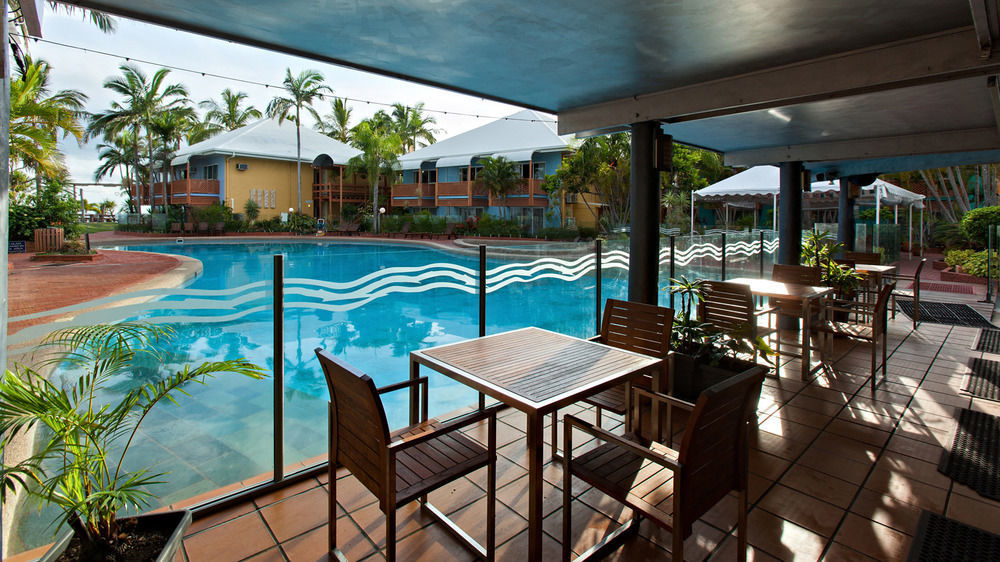 The Resort At Dolphin Heads Mackay Bagian luar foto
