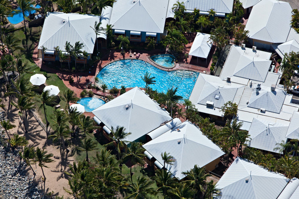 The Resort At Dolphin Heads Mackay Bagian luar foto